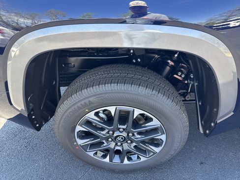 New 2025 Toyota Tundra Limited image 11