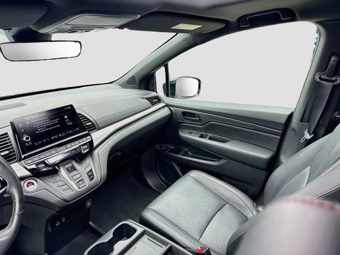 Used 2025 Honda Odyssey Sport-L image 22