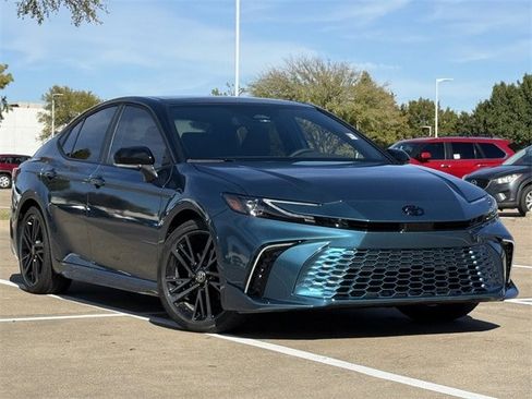 Used 2026 Toyota Camry XSE image 2