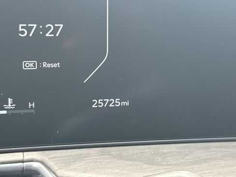 Certified 2024 Kia Sorento SX AWD/4WD image 32