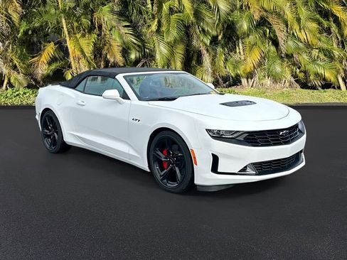 Used 2023 Chevrolet Camaro LT w/ RS Package image 4