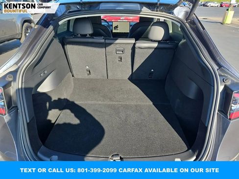 Used 2022 Tesla Model Y Performance image 11