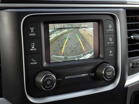 Used 2024 RAM 1500 Classic SLT image 17