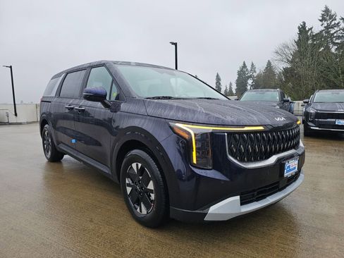 New 2026 Kia Carnival LXS image 3