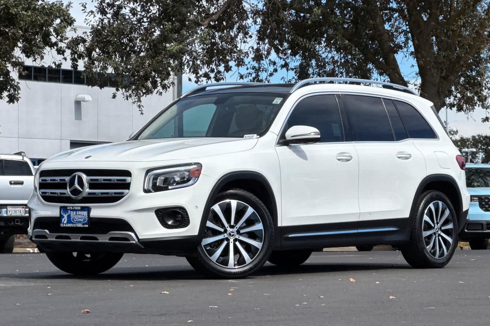 Used 2022 Mercedes-Benz GLB 250 image 1