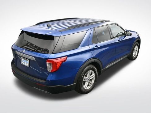 Used 2022 Ford Explorer XLT w/ Equipment Group 202A RWD image 42