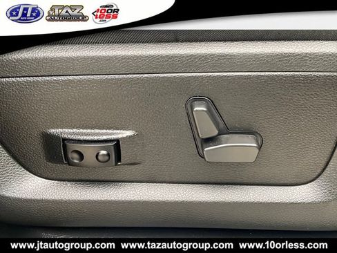 Used 2022 RAM 2500 Laramie RWD image 16