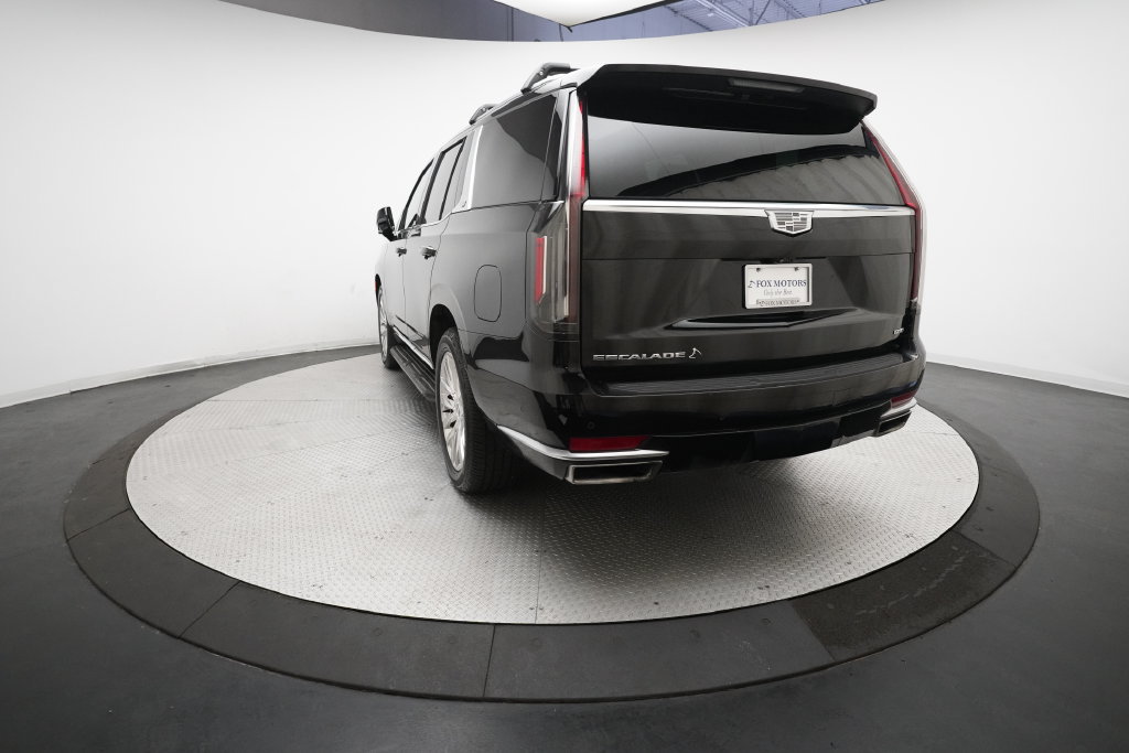 Used 2023 Cadillac Escalade Premium Luxury w/ Performance Package AWD/4WD image 32