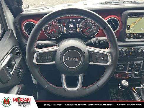 Used 2022 Jeep Wrangler Unlimited Rubicon w/ LED Lighting Group AWD/4WD image 15