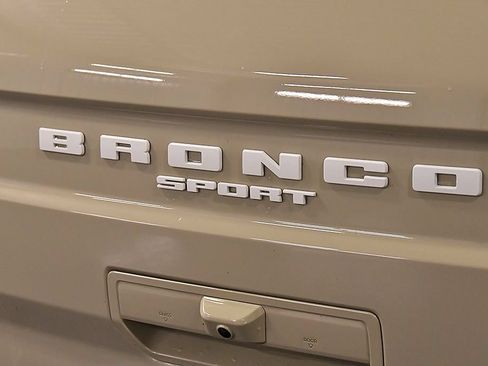 Used 2025 Ford Bronco Sport Outer Banks w/ Outer Banks Tech Package+ AWD/4WD image 11