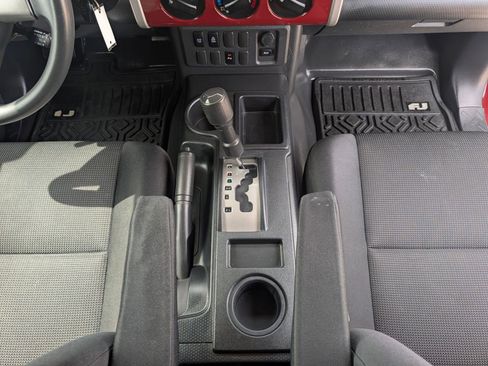 Used 2008 Toyota FJ Cruiser 2WD image 33