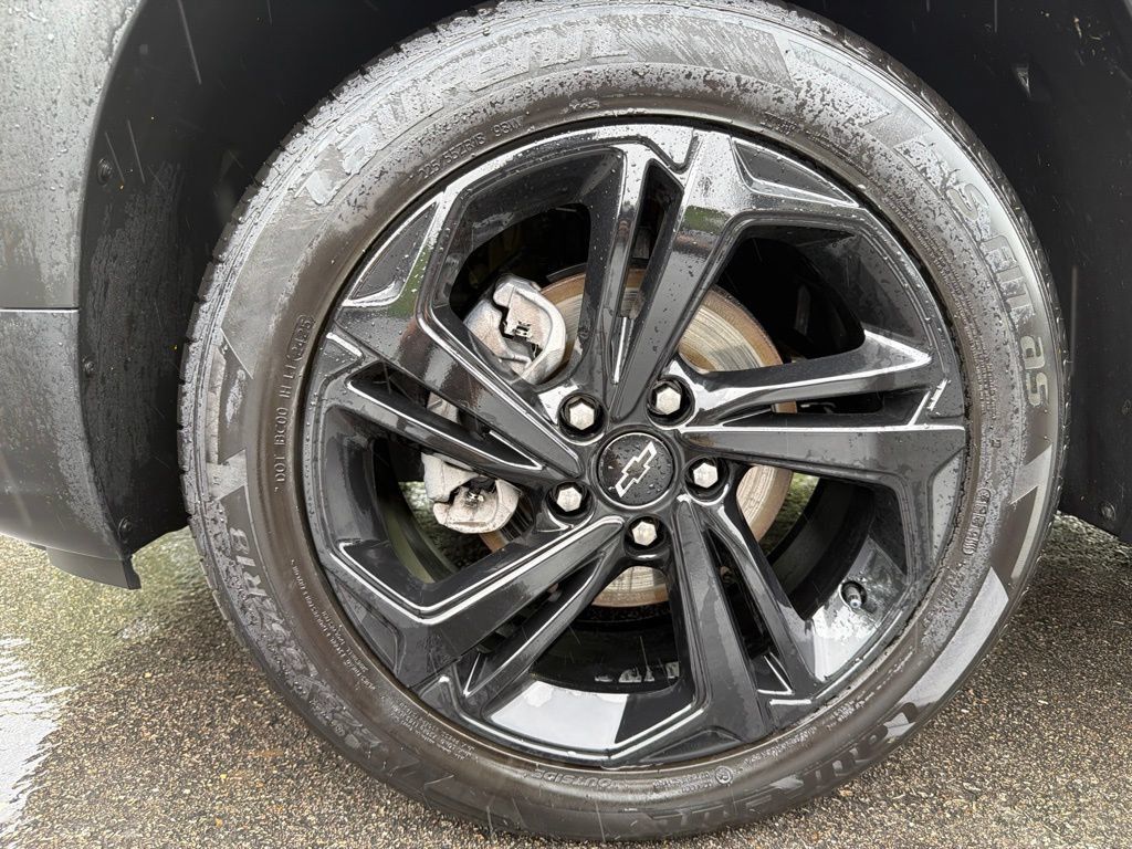 Used 2023 Chevrolet TrailBlazer RS AWD/4WD image 34