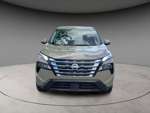 Used 2025 Nissan Rogue SV AWD/4WD image 15