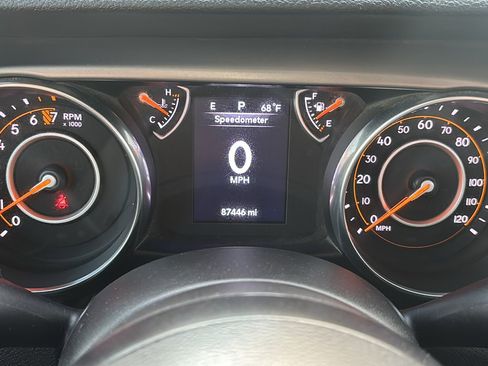 Used 2019 Jeep Wrangler Unlimited Sport image 14