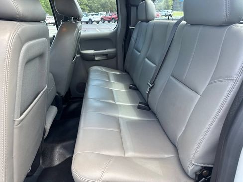 Used 2013 Chevrolet Silverado 2500 W/T AWD/4WD image 16