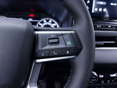 New 2026 Mitsubishi Outlander SE image 24