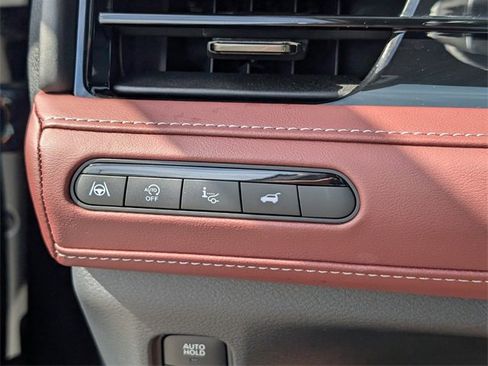 Used 2025 INFINITI QX80 Autograph image 26