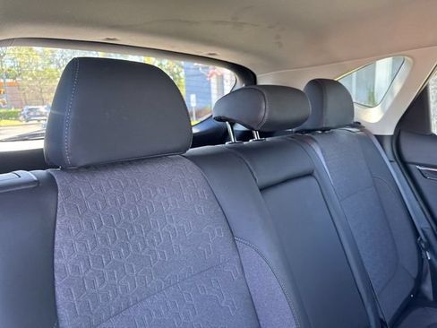 Used 2025 Kia Seltos S FWD image 13
