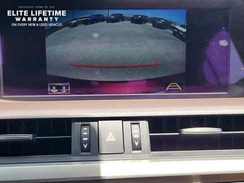 Used 2020 Lexus ES 300h w/ Premium Package FWD image 16