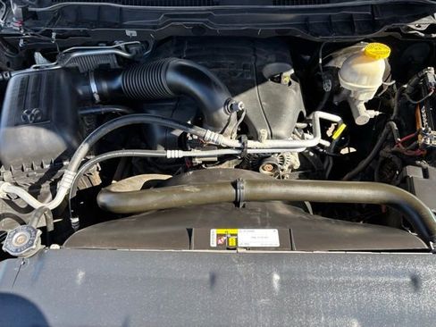 Used 2017 RAM 1500 Laramie w/ Convenience Group image 29