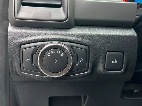 Used 2021 Ford Ranger XL image 20