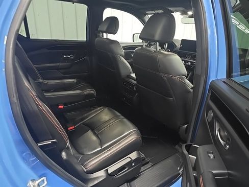 Used 2024 Honda Pilot TrailSport image 18
