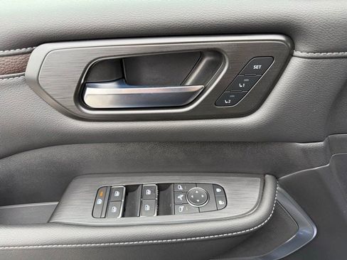 New 2026 Nissan Armada Platinum Reserve image 11