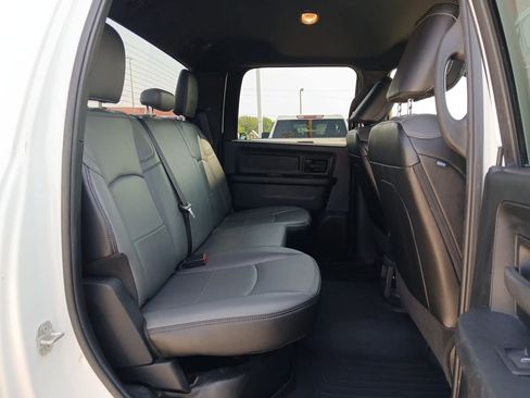 Used 2024 RAM 2500 Tradesman w/ Chrome Appearance Group AWD/4WD image 52