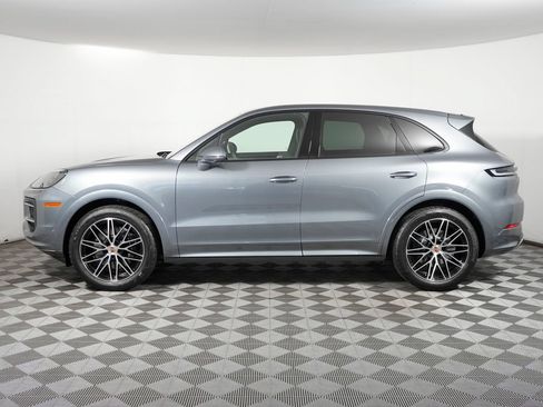 New 2026 Porsche Cayenne AWD/4WD image 2