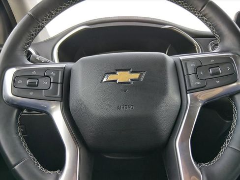 Used 2023 Chevrolet Blazer LT FWD image 17