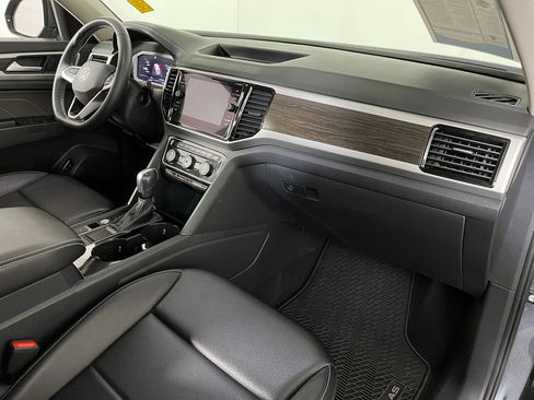Used 2022 Volkswagen Atlas SE image 24