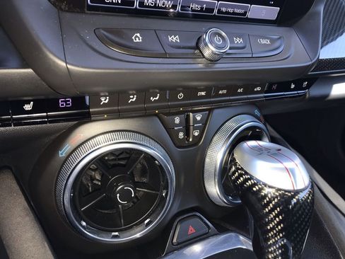 Used 2018 Chevrolet Camaro ZL1 image 18