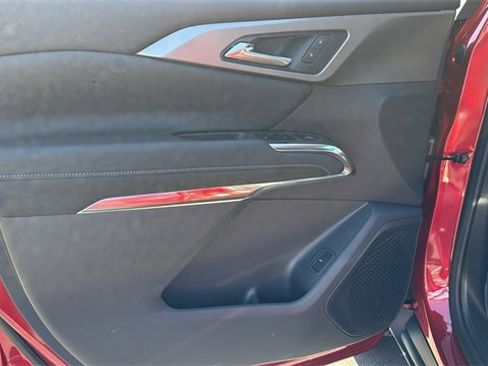 New 2026 Chevrolet Traverse LT image 11