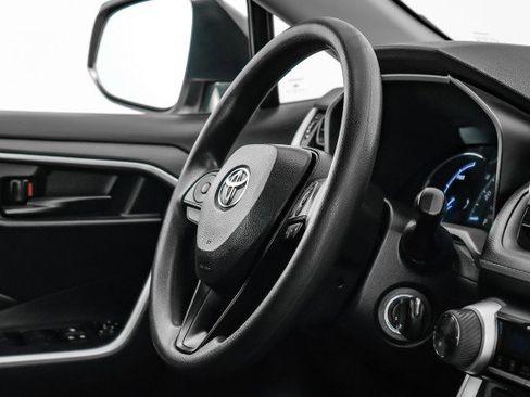 Used 2024 Toyota RAV4 LE image 11