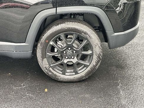 New 2026 Jeep Compass Latitude AWD/4WD image 12