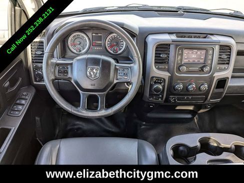 Used 2022 RAM 1500 Tradesman w/ Chrome Appearance Group image 17