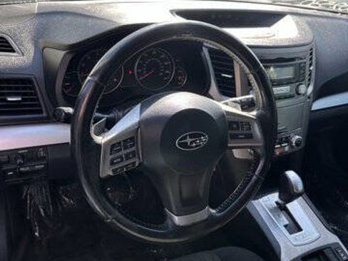 Used 2013 Subaru Outback 2.5i Premium w/ All-Weather Pkg image 12