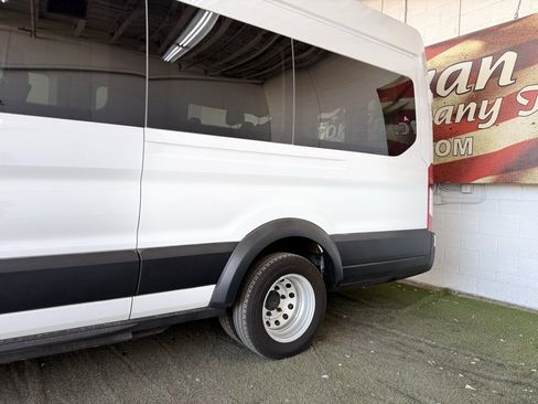 Used 2021 Ford Transit 350 XLT image 2