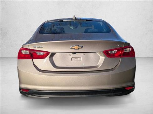 Used 2023 Chevrolet Malibu LT image 6
