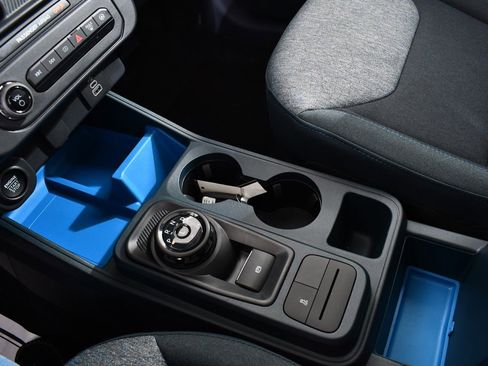 New 2025 Ford Maverick XLT w/ XLT Luxury Package image 29