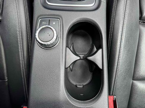 Used 2017 Mercedes-Benz CLA 250 image 20