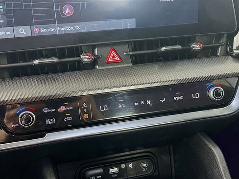 Used 2024 Kia Sportage SX image 24