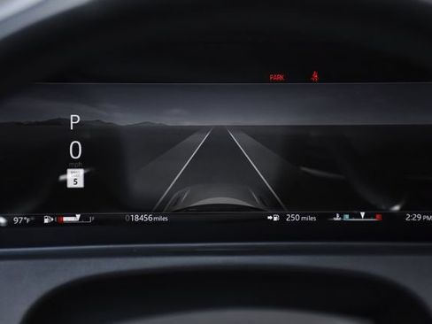 Used 2025 Land Rover Range Rover Velar Dynamic SE AWD/4WD image 10