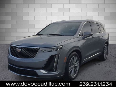 Used 2020 Cadillac XT6 Premium Luxury FWD image 1