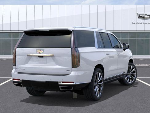 New 2026 Cadillac Escalade ESV Luxury AWD/4WD image 4