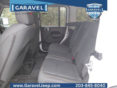 Used 2025 Jeep Wrangler Sport S image 17