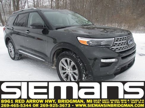 Certified 2022 Ford Explorer Limited w/ Equipment Group 301A image 1