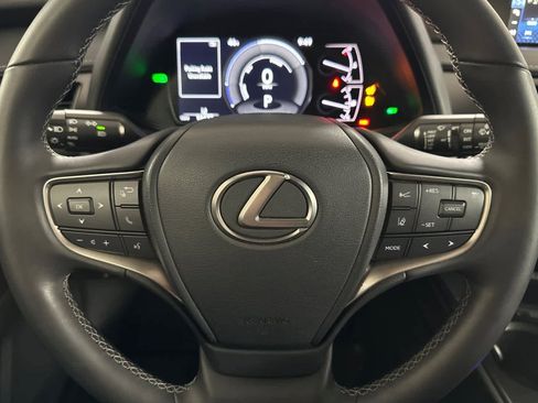 Used 2022 Lexus UX 250h image 23