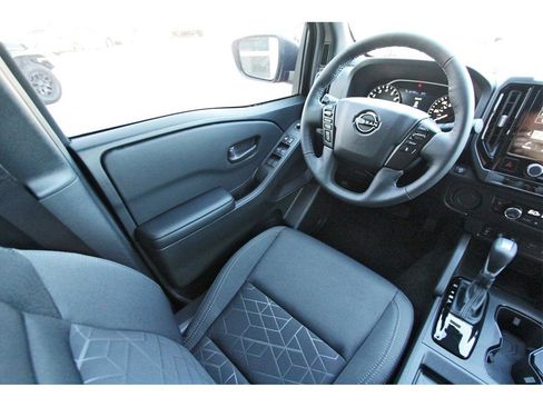 New 2026 Nissan Frontier SV image 6