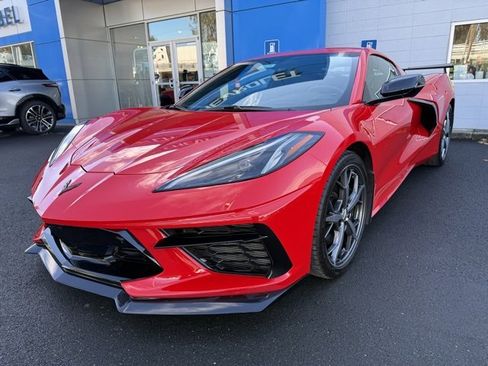 Used 2020 Chevrolet Corvette Stingray Premium Cpe w/ 3LT Preferred Equipment Group image 3